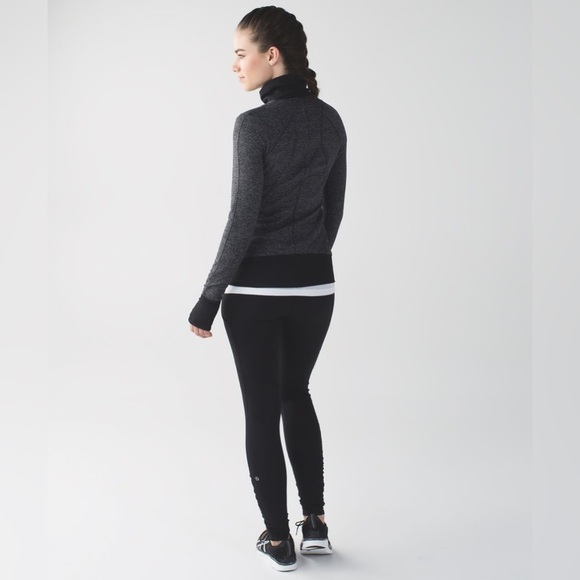 Lululemon Runderful 1/2 Zip - Picture 2 of 11
